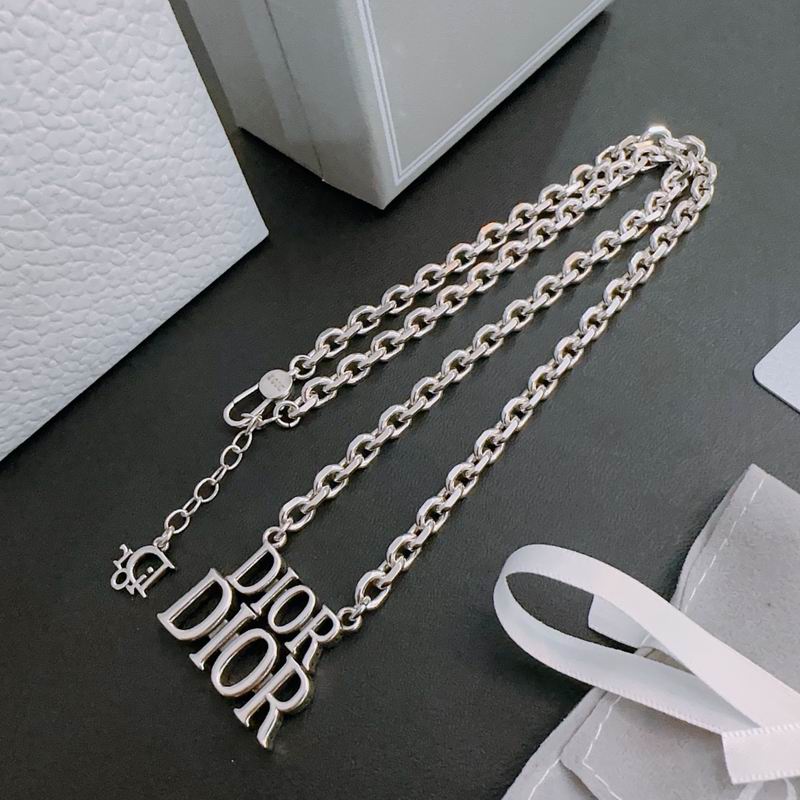 Dior Necklace 04lyr195 (2)